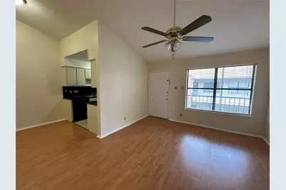 106 E 30th Street E #310, Austin, TX 78705 - Photo 9