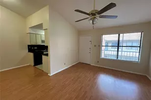 106 E 30th Street E, Austin, TX 78705 - Photo 9