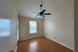 106 E 30th Street E, Austin, TX 78705 - Photo 15