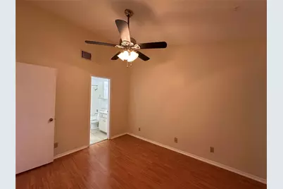 106 E 30th Street E #310, Austin, TX 78705 - Photo 17