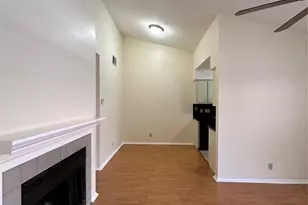 106 E 30th Street E, Austin, TX 78705 - Photo 13