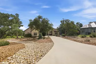 1218 Game Trl, New Braunfels, TX 78132 - Photo 3