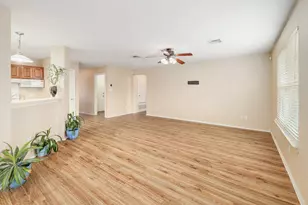 229 Phillips St, Hutto, TX 78634 - Photo 9