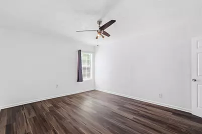 206 Oscar Street, Taylor, TX 76574 - Photo 15