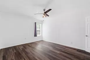 206 Oscar St, Taylor, TX 76574 - Photo 15