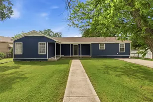 206 Oscar St, Taylor, TX 76574 - Photo 1