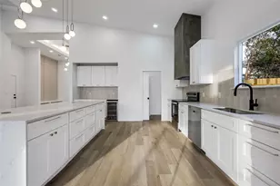 21803 Ohenry Ave, Lago Vista, TX 78645 - Photo 11