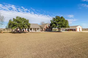 651 Co Rd 497, Taylor, TX 76574 - Photo 5