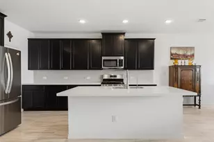 1000 Moose Rd, Hutto, TX 78634 - Photo 9