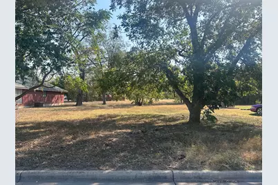 2204 Water Street, Bastrop, TX 78602 - Photo 9