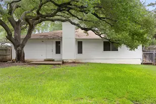 12006 Trianon Ln, Austin, TX 78727 - Photo 27