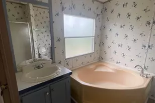 120 Roots Rd, Martindale, TX 78655 - Photo 13