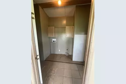 120 Roots Road, Martindale, TX 78655 - Photo 7