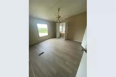 120 Roots Road, Martindale, TX 78655 - Photo 11