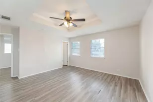 113 Matthew Dr, Hutto, TX 78634 - Photo 17