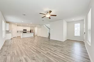 1021 Lone Peak Wy, Dripping Springs, TX 78620 - Photo 7