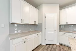 1021 Lone Peak Wy, Dripping Springs, TX 78620 - Photo 17