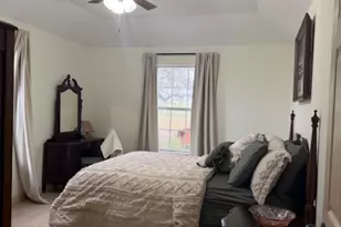 100 County Rd 423, Stockdale, TX 78160 - Photo 5