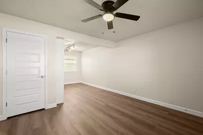 2408 Longview Street #112, Austin, TX 78705 - Photo 7