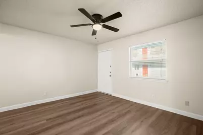 2408 Longview Street #112, Austin, TX 78705 - Photo 9