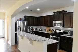 201 Leather Oak Loop, San Marcos, TX 78666 - Photo 5