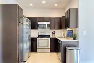1300 E 3rd St, Austin, TX 78702 - Photo 5