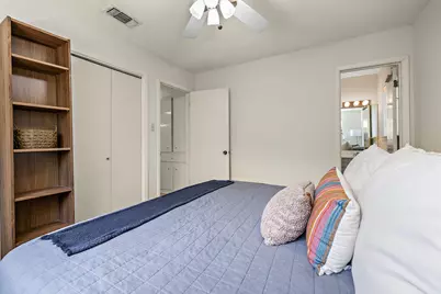 605 Parkway Street, Georgetown, TX 78628 - Photo 21