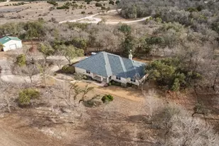 420 Rundberg Dr, Jarrell, TX 76537 - Photo 3