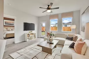 126 Hornet St, Elgin, TX 78621 - Photo 5