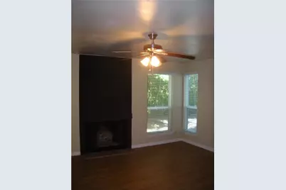 1000 W 26th Street #207, Austin, TX 78705 - Photo 5