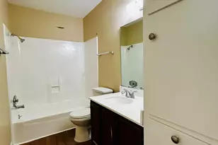 1000 W 26th St, Austin, TX 78705 - Photo 17