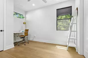 619 Hammack Dr, Austin, TX 78752 - Photo 23