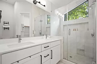 619 Hammack Dr, Austin, TX 78752 - Photo 21