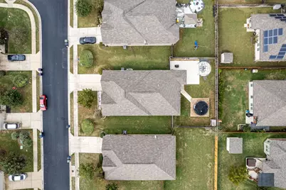 804 Farm House Drive, Hutto, TX 78634 - Photo 5