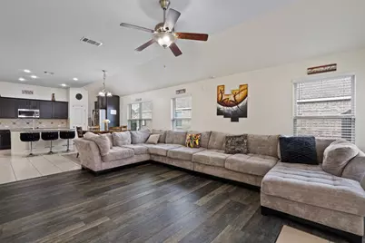 804 Farm House Drive, Hutto, TX 78634 - Photo 19