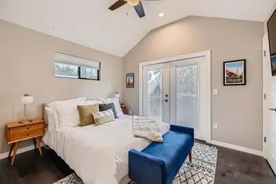 904 E 2nd Street #B, Austin, TX 78702 - Photo 27