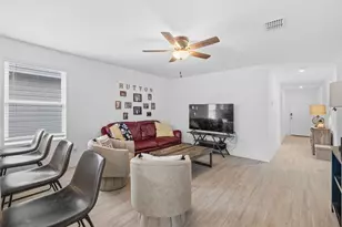 108 Ciarans Crossing Dr, Fredericksburg, TX 78624 - Photo 3