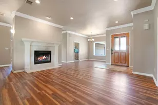 1237 Ridge Harbor Dr, Spicewood, TX 78669 - Photo 9