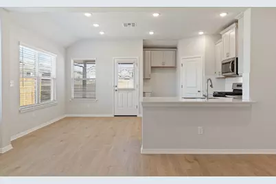 280 Pale Horse Bend, Buda, TX 78610 - Photo 3