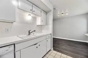 2408 Longview St, Austin, TX 78705 - Photo 11