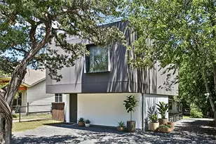 208 Lessin Ln, Austin, TX 78704 - Photo 3