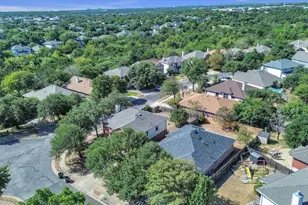 16832 Luckenwald Dr, Round Rock, TX 78681 - Photo 37