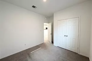 217 English Oak St, Georgetown, TX 78626 - Photo 17
