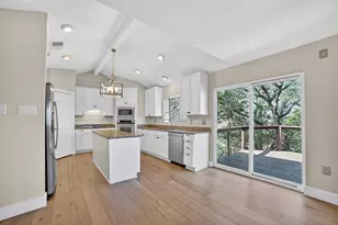 108 Schooner Dr, Lakeway, TX 78738 - Photo 9