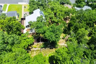 7001 Danwood Dr, Austin, TX 78759 - Photo 29