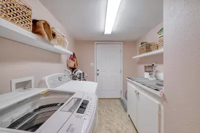 1233 Orange Street, Lockhart, TX 78644 - Photo 23