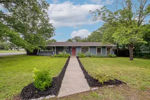 1233 Orange St, Lockhart, TX 78644 - Photo 1