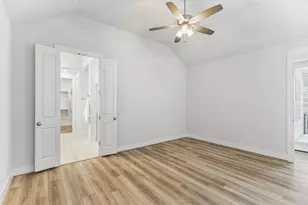 228 Arrowhead Mound Rd, Georgetown, TX 78628 - Photo 17