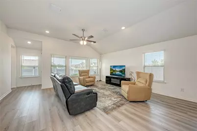 20821 Schuster Street, Manor, TX 78653 - Photo 15
