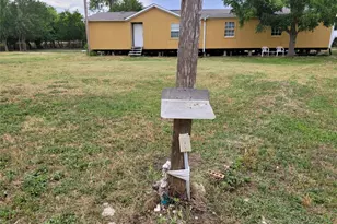 175 Sandoval St, Buda, TX 78610 - Photo 5